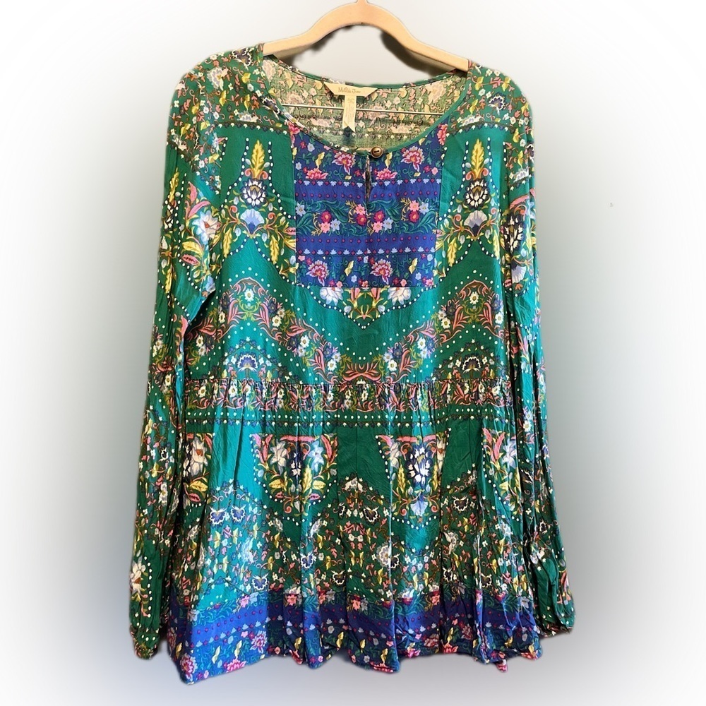 Matilda Jane Women’s medium Top Long Sleeve Elastic wrist lightweight Key hole